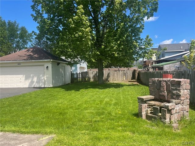 208 North Street, Oneida, NY 13421
