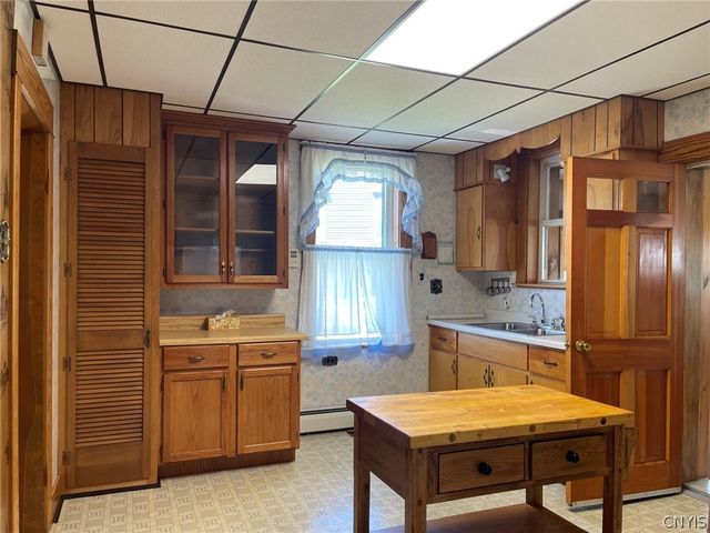 208 North Street, Oneida, NY 13421