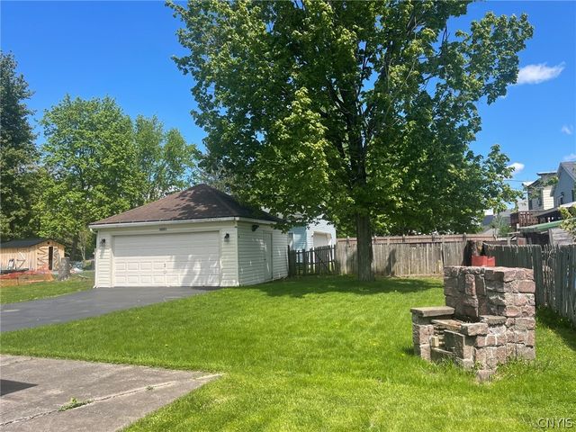 208 North Street, Oneida, NY 13421