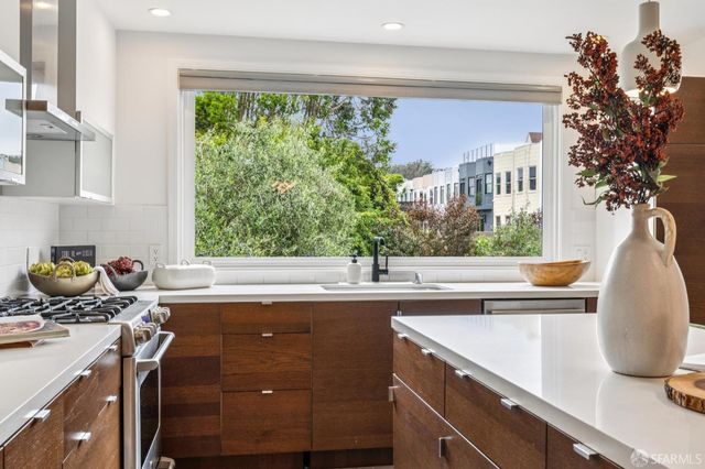 4526 California Street, San Francisco, CA 94118