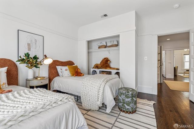 4526 California Street, San Francisco, CA 94118