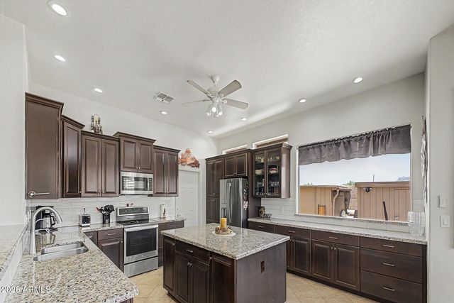 11547 E MEDINA Avenue, Mesa, AZ 85209