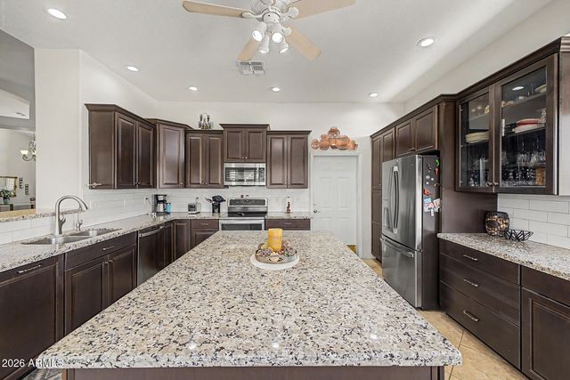 11547 E MEDINA Avenue, Mesa, AZ 85209