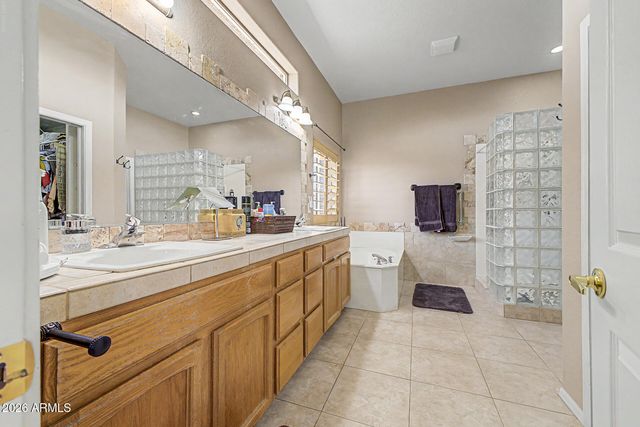 11547 E MEDINA Avenue, Mesa, AZ 85209