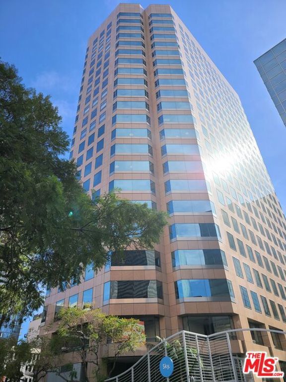 801 S Grand Avenue 1209, Los Angeles, CA 90017 — photo 2