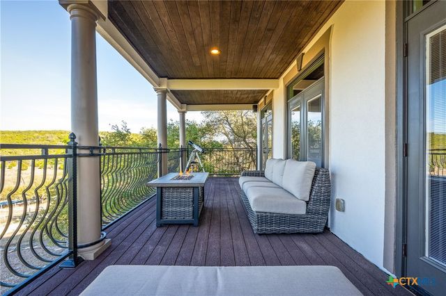 1065 Hillcrest Forest, Canyon Lake, TX 78133