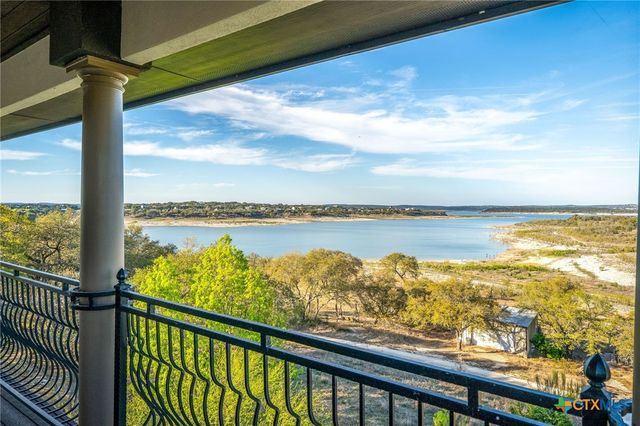 1065 Hillcrest Forest, Canyon Lake, TX 78133