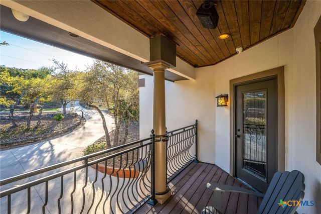 1065 Hillcrest Forest, Canyon Lake, TX 78133