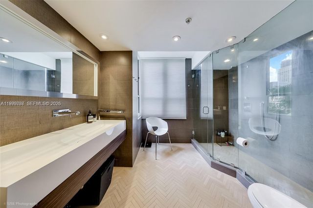 701 Brickell Key Blvd 503, Miami, FL 33131