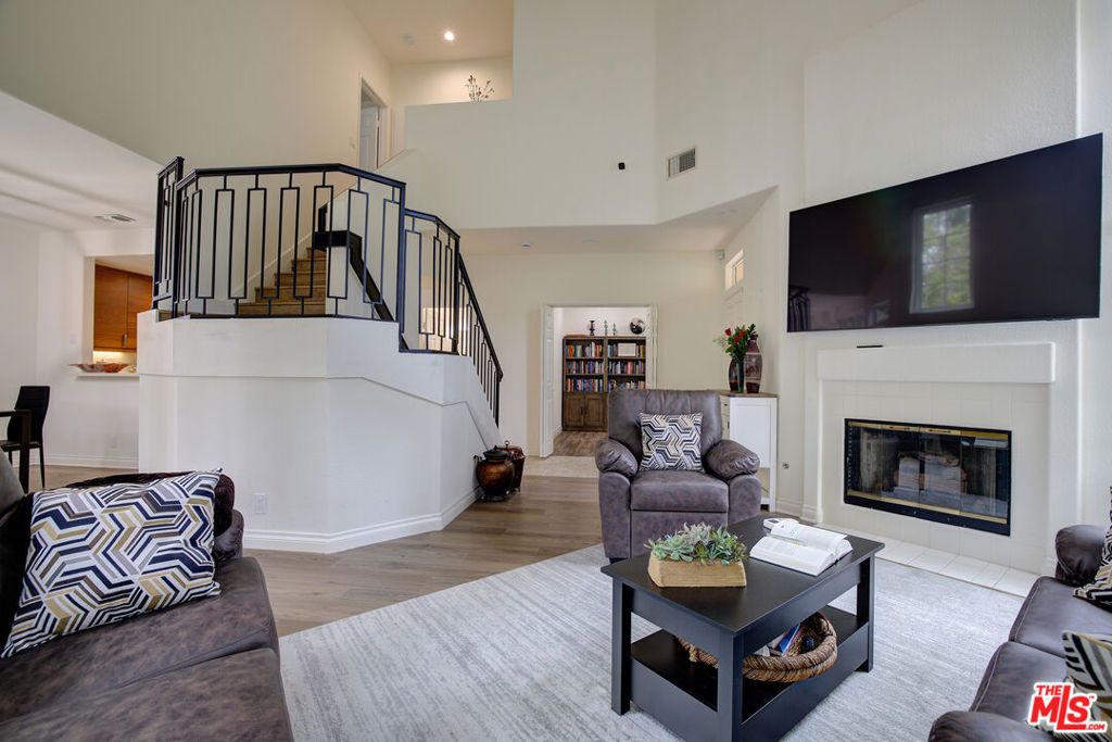 12630 Springbrook Drive E, San Diego, CA 92128 — photo 2