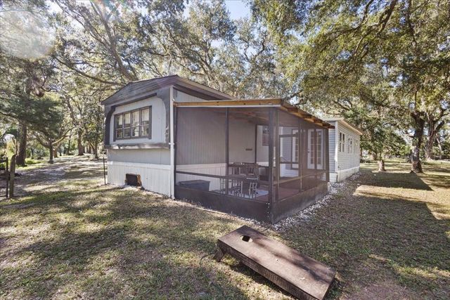 966 NE 818TH STREET, Old Town, FL 32680