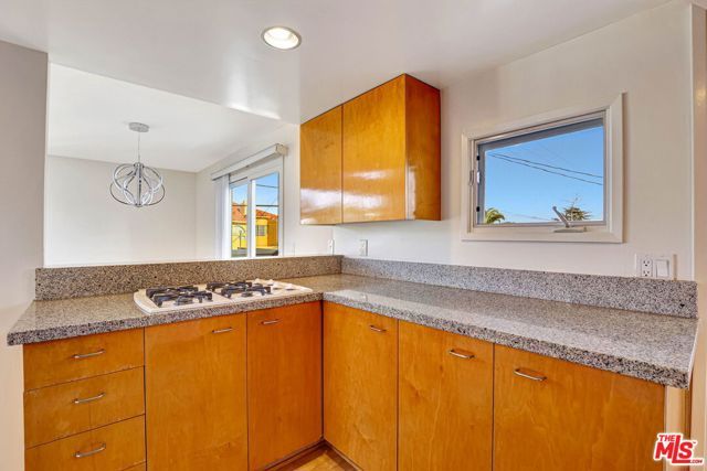 811 21st Street 6, Santa Monica, CA 90403