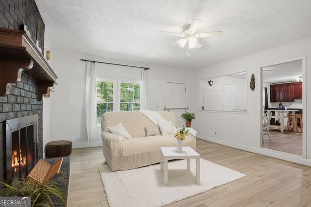 2934 Bicentennial Drive, Stone Mountain, GA 30087