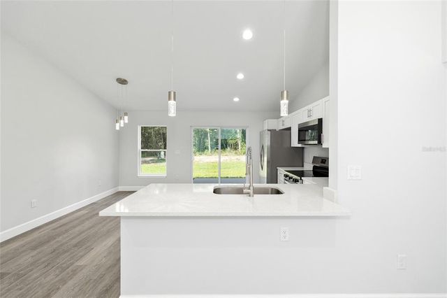 15638 SW 40TH PLACE ROAD, Ocala, FL 34481