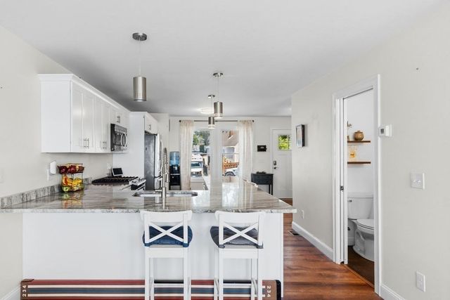 158 Ocean View, Swansea, MA 02777