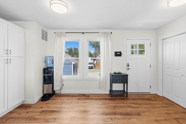 158 Ocean View, Swansea, MA 02777