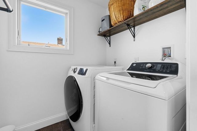 158 Ocean View, Swansea, MA 02777