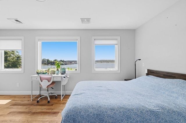 158 Ocean View, Swansea, MA 02777