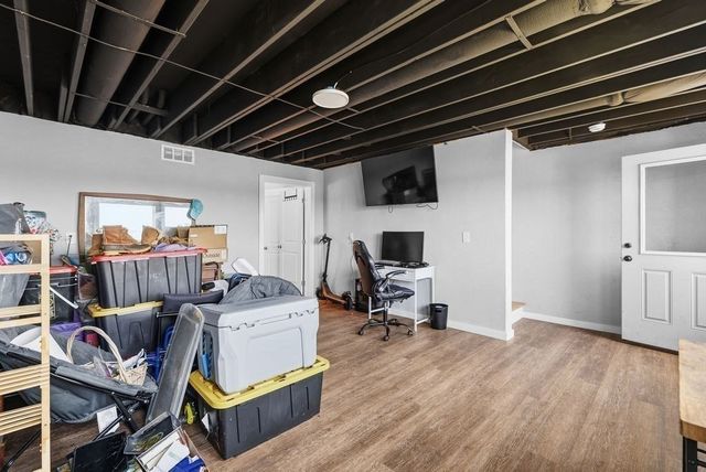 158 Ocean View, Swansea, MA 02777