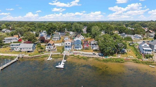 158 Ocean View, Swansea, MA 02777