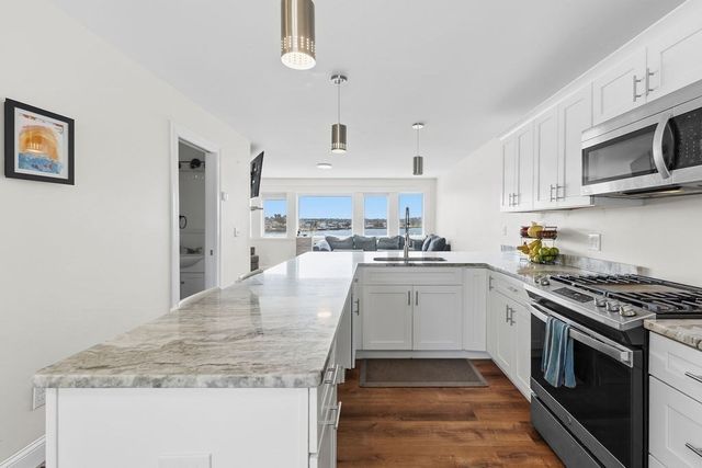 158 Ocean View, Swansea, MA 02777