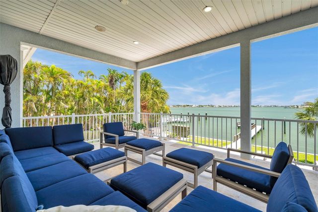7115 BAY STREET, St Pete Beach, FL 33706