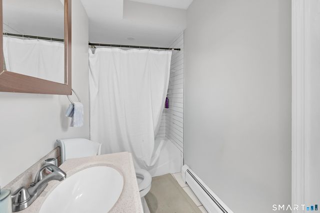 18 Mallory Street, Danbury, CT 06810