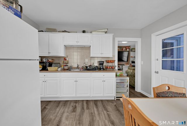18 Mallory Street, Danbury, CT 06810