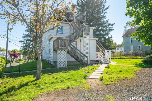 18 Mallory Street, Danbury, CT 06810