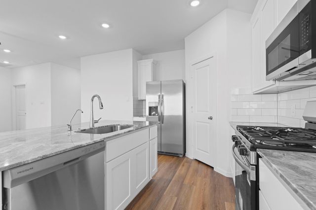 9115 Serene Haven, Iowa Colony, TX 77583