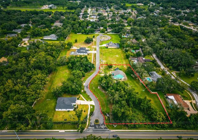 18460 PURPLE CREEK LANE, Lutz, FL 33549