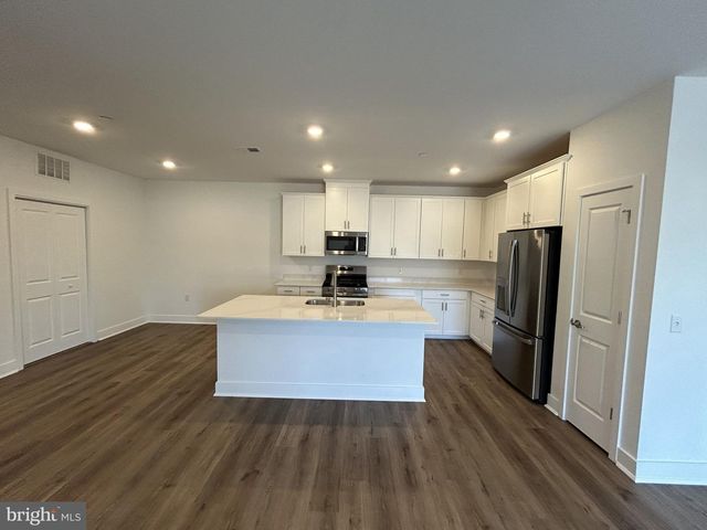 2208 JACOB FRANCIS WAY, Titusville, NJ 08560