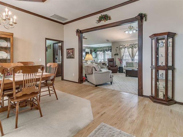 8621 NW 116th Street, Oklahoma City, OK 73162