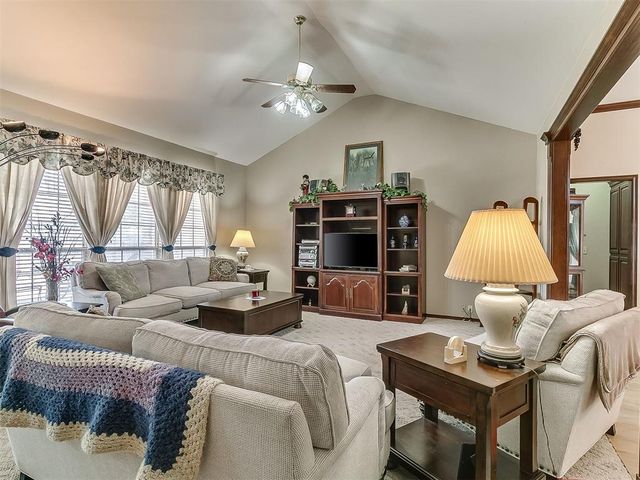 8621 NW 116th Street, Oklahoma City, OK 73162