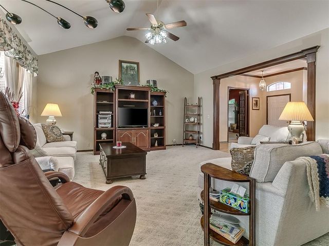 8621 NW 116th Street, Oklahoma City, OK 73162