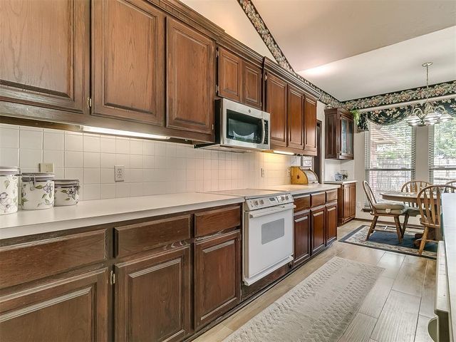 8621 NW 116th Street, Oklahoma City, OK 73162