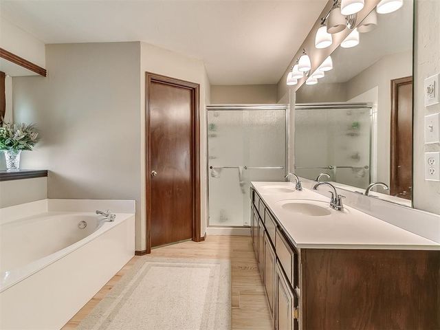 8621 NW 116th Street, Oklahoma City, OK 73162