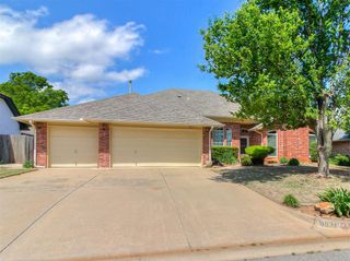 8621 NW 116th Street, Oklahoma City, OK 73162