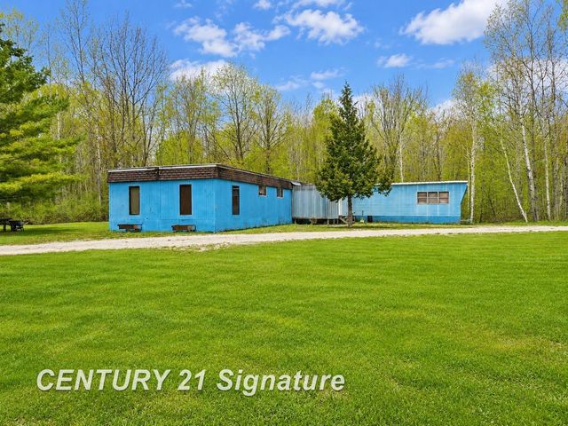 3175 Coolidge Road, Warren Twp, MI 48612