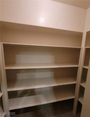 8240 Aurora Peak Avenue, Las Vegas, NV 89131