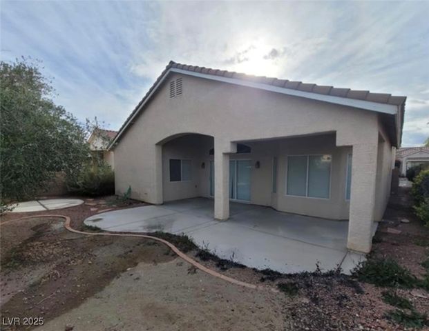 8240 Aurora Peak Avenue, Las Vegas, NV 89131