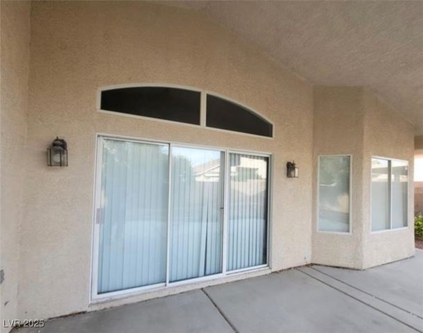 8240 Aurora Peak Avenue, Las Vegas, NV 89131