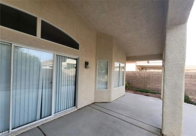 8240 Aurora Peak Avenue, Las Vegas, NV 89131