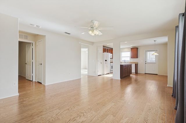 289 Mariposa Lane, Frisco, TX 75036