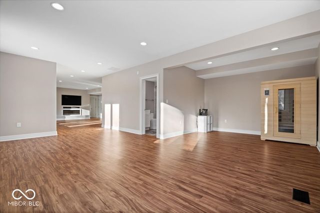 10480 Windjammer Court, Indianapolis, IN 46236