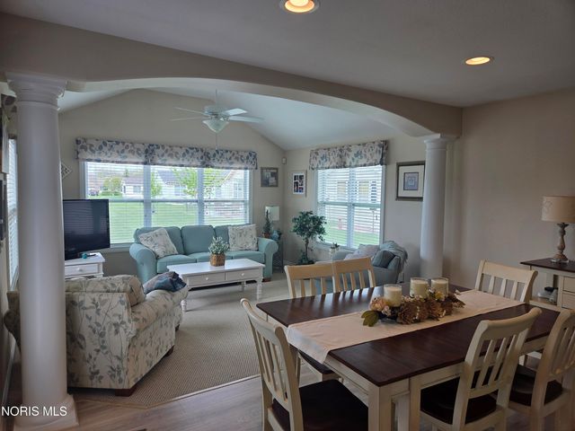 26304 Stillwater Drive, Perrysburg, OH 43551