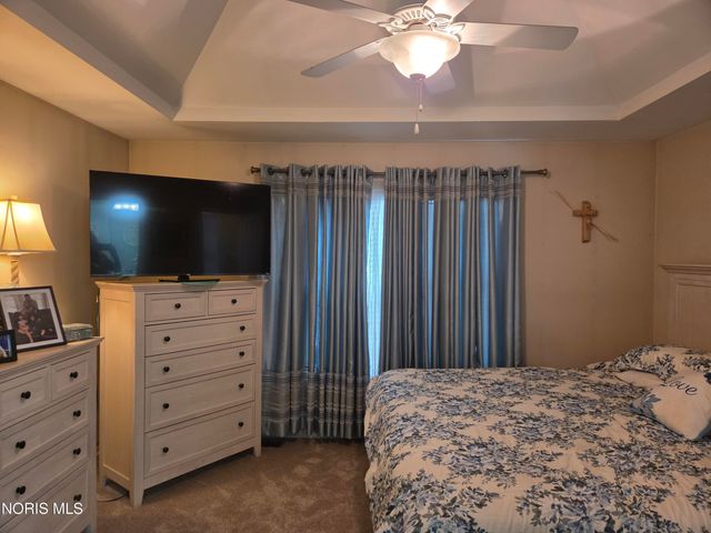 26304 Stillwater Drive, Perrysburg, OH 43551