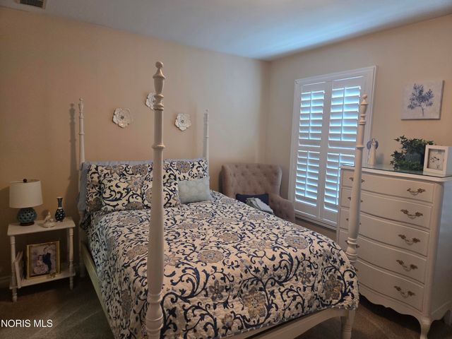 26304 Stillwater Drive, Perrysburg, OH 43551