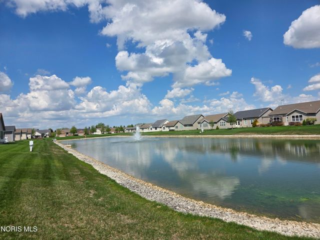 26304 Stillwater Drive, Perrysburg, OH 43551