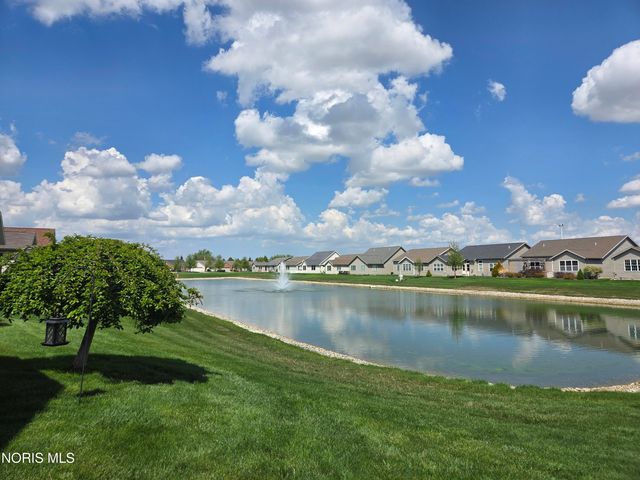 26304 Stillwater Drive, Perrysburg, OH 43551